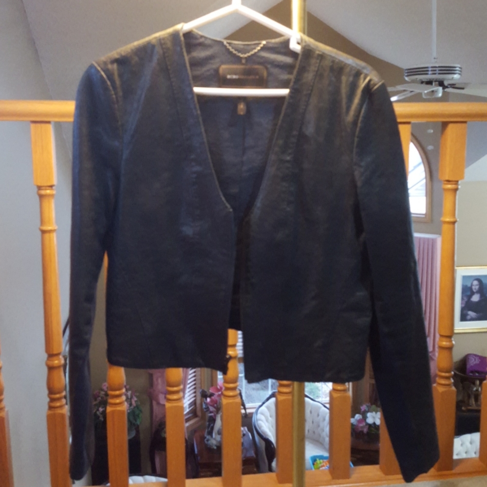 BCBG CROPPED DARK BLUE/GREY 100% LEATHER JACKET